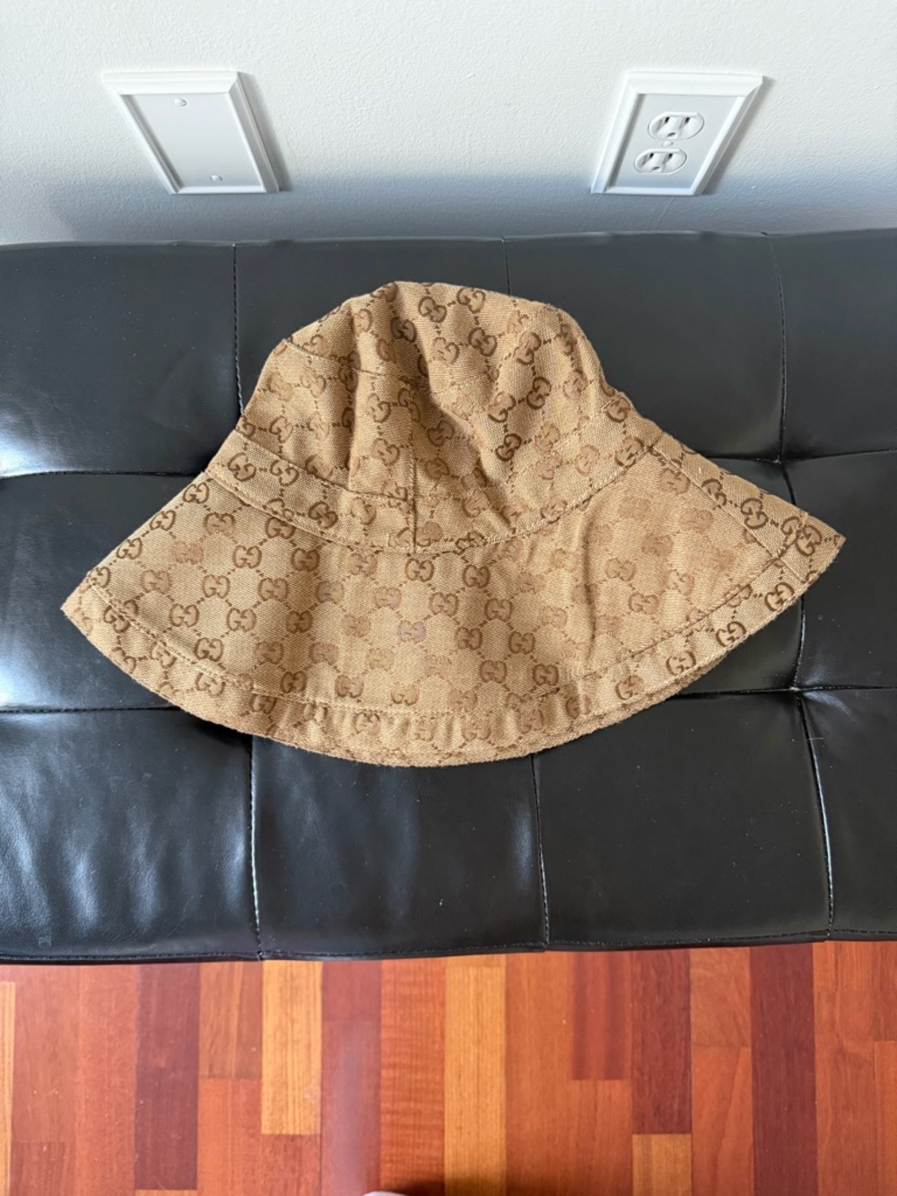 Gucci Brown GG Monogram Bucket Hat - Picture 4 of 7